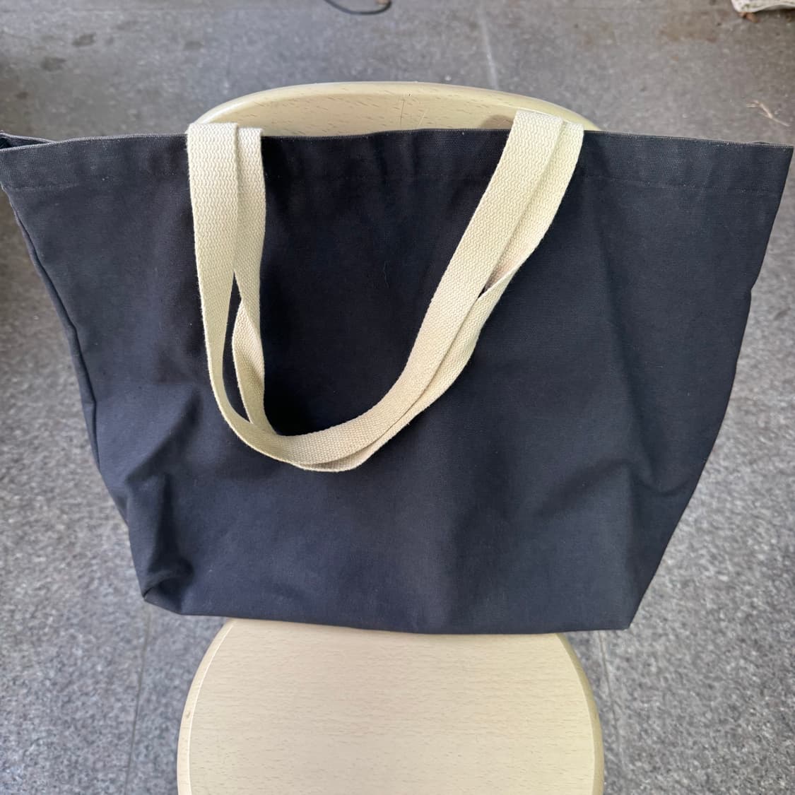 오베이 로고 캔버스 토트백 상품이미지2