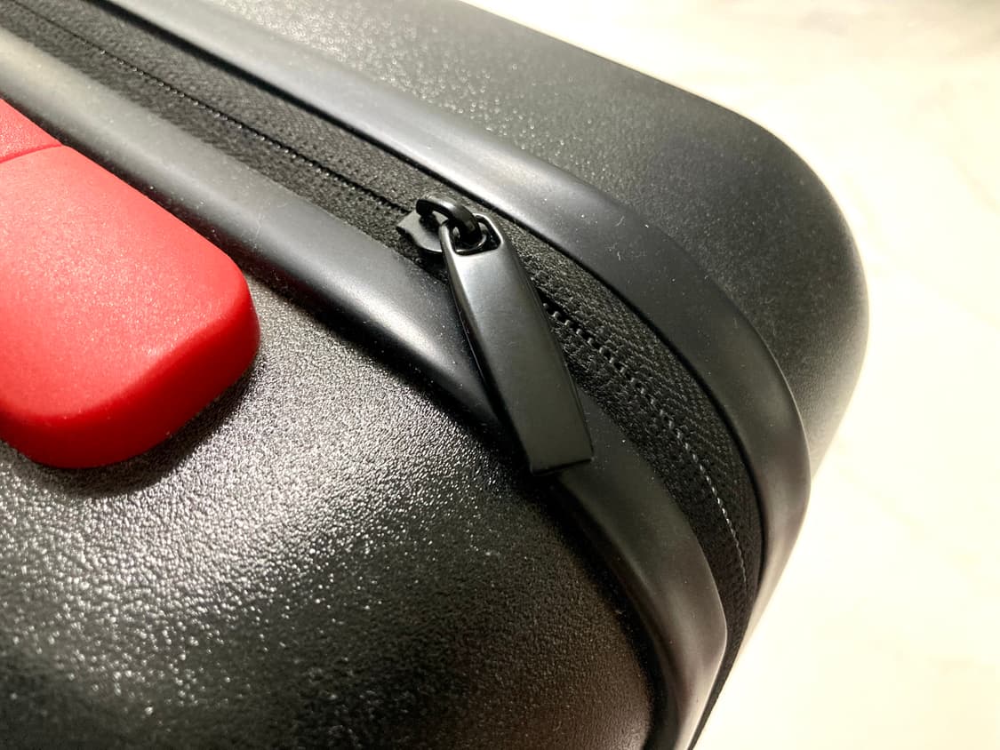 (거의 새것)코카콜라 21시즌 한정판 캐리어 레디백 14인치 상품이미지7