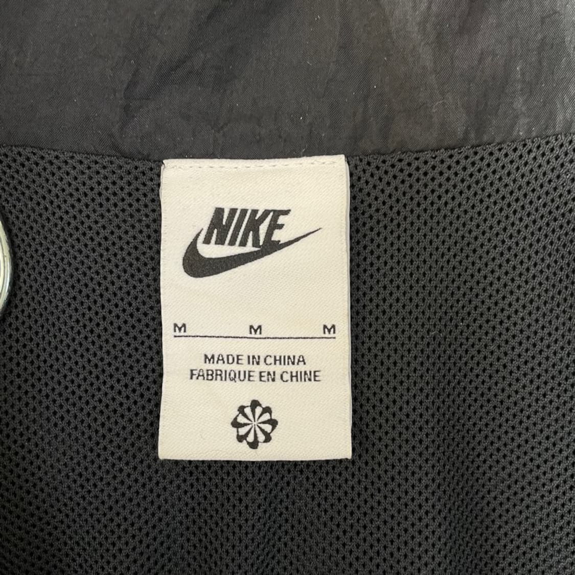 M 나이키 신형 빅스우시 나일론 바람막이  상품이미지4