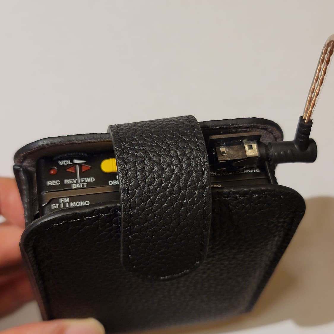 신품 소니 워크맨 카세트  WM-F707 용 명품급 천연 가죽 케이스 상품이미지5