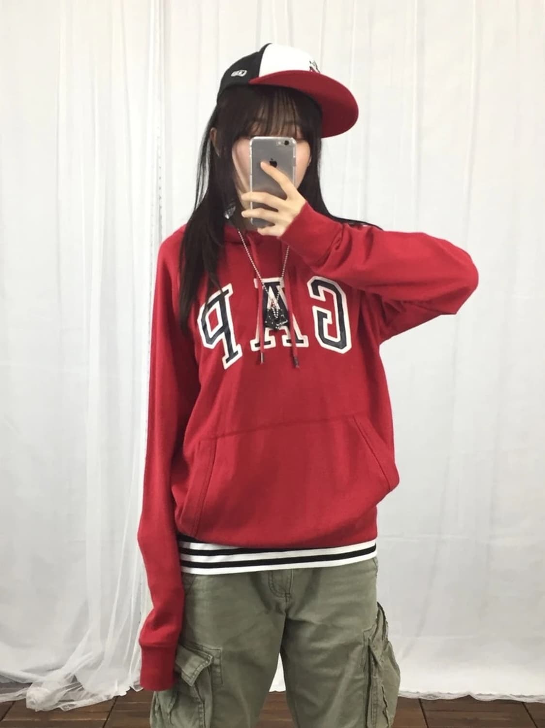 GAP Red Arch Logo Pullover Hoodie 상품이미지2
