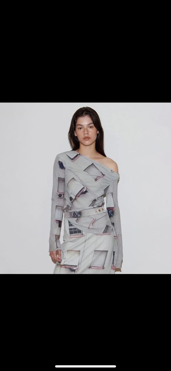 폴리수엠 원숄더 탑 상품이미지2