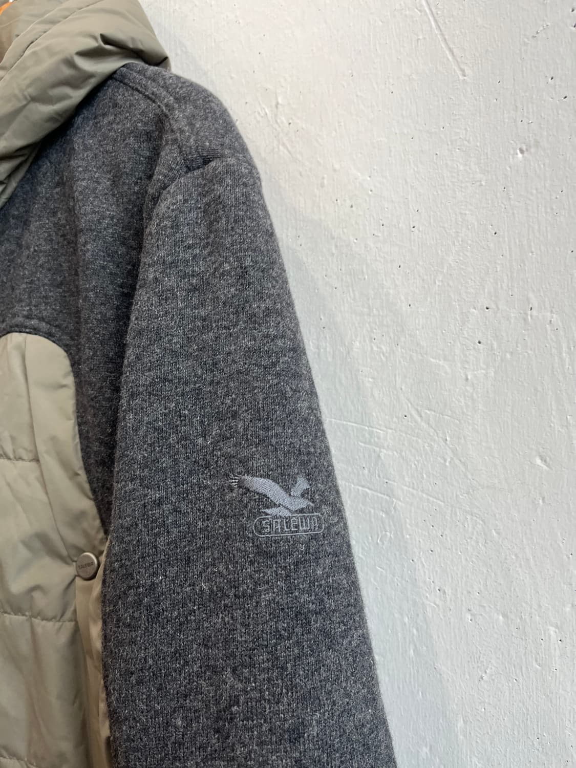 살레와 프리마로프트 울 니트 패딩 상품이미지2