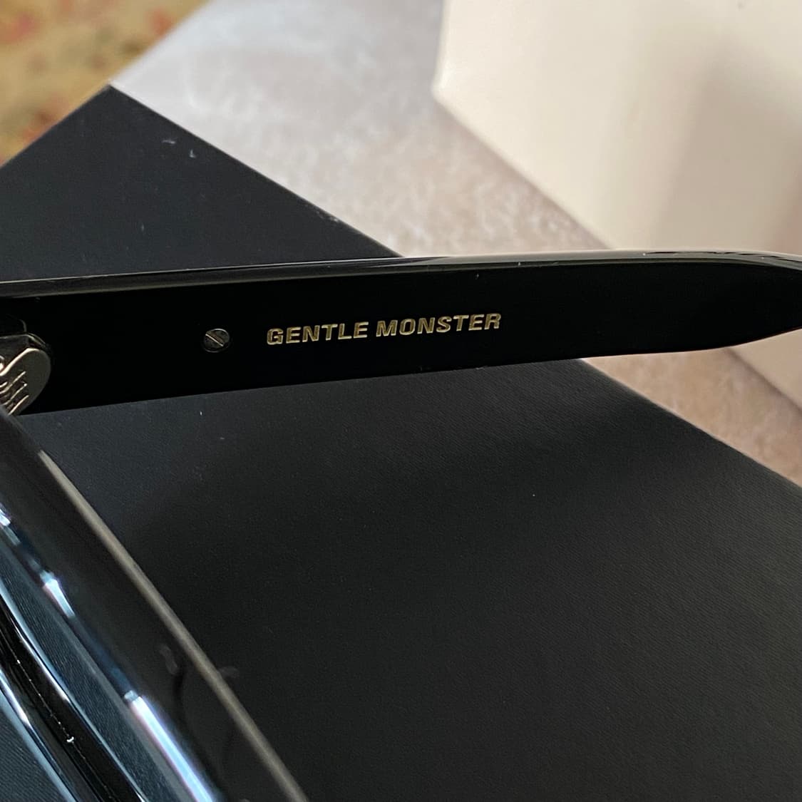 젠틀몬스터 탐부01 블랙 상품이미지7