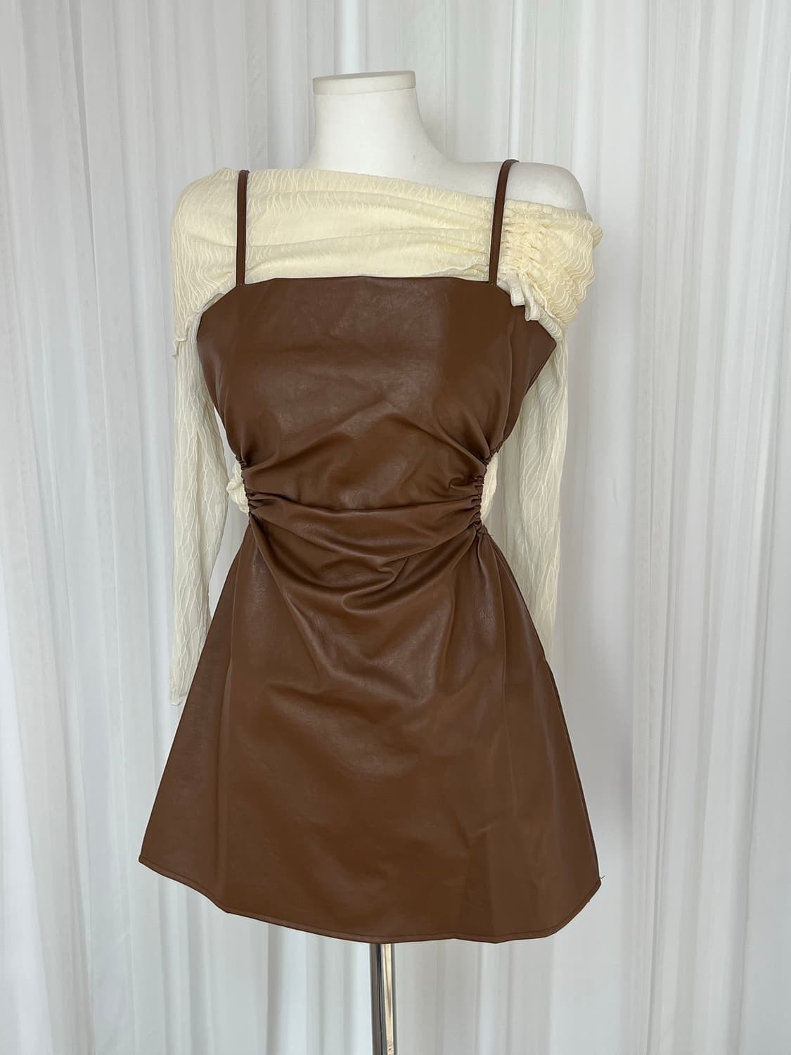 [새상품원가이하판매]브라운 레더 뒷지퍼 끈 원피스  상품이미지7