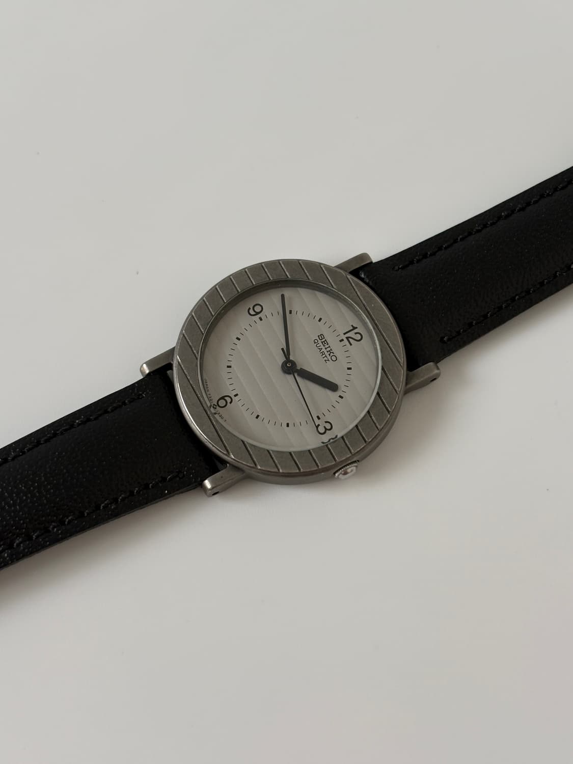 1980s Stripe Dial Ladies Quartz 상품이미지4