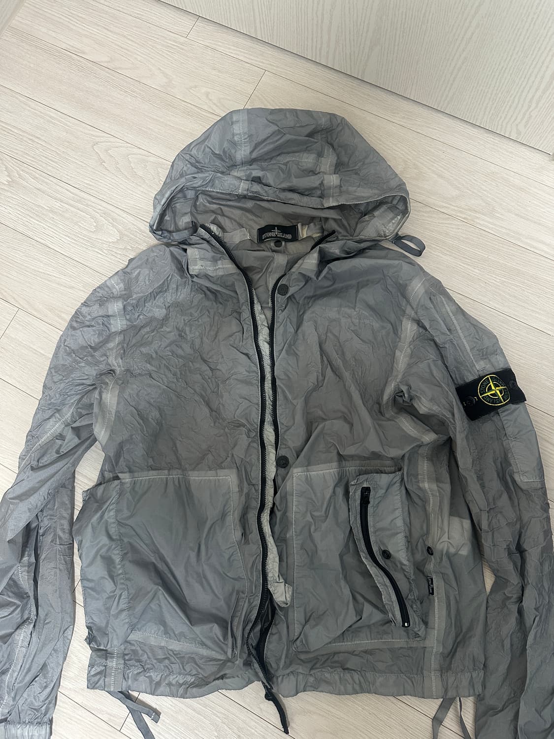 스톤아일랜드 나일론 바람막이 상품이미지1