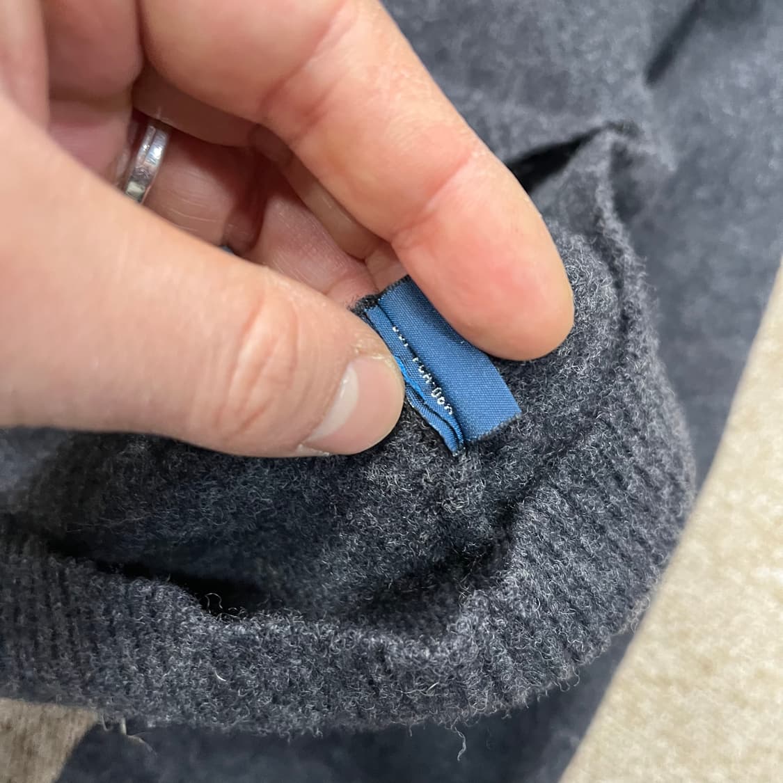 폴로 랄프로렌 브이넥 니트 상품이미지5