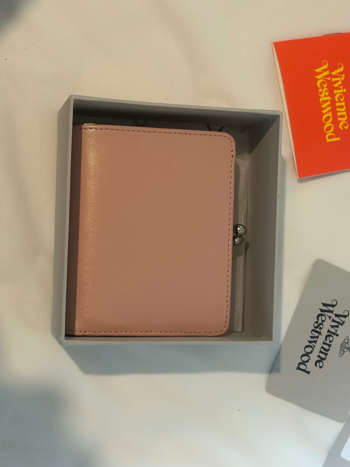 비비안웨스트우드 핑크실버 레더 반지갑 (희귀색상) 상품이미지8