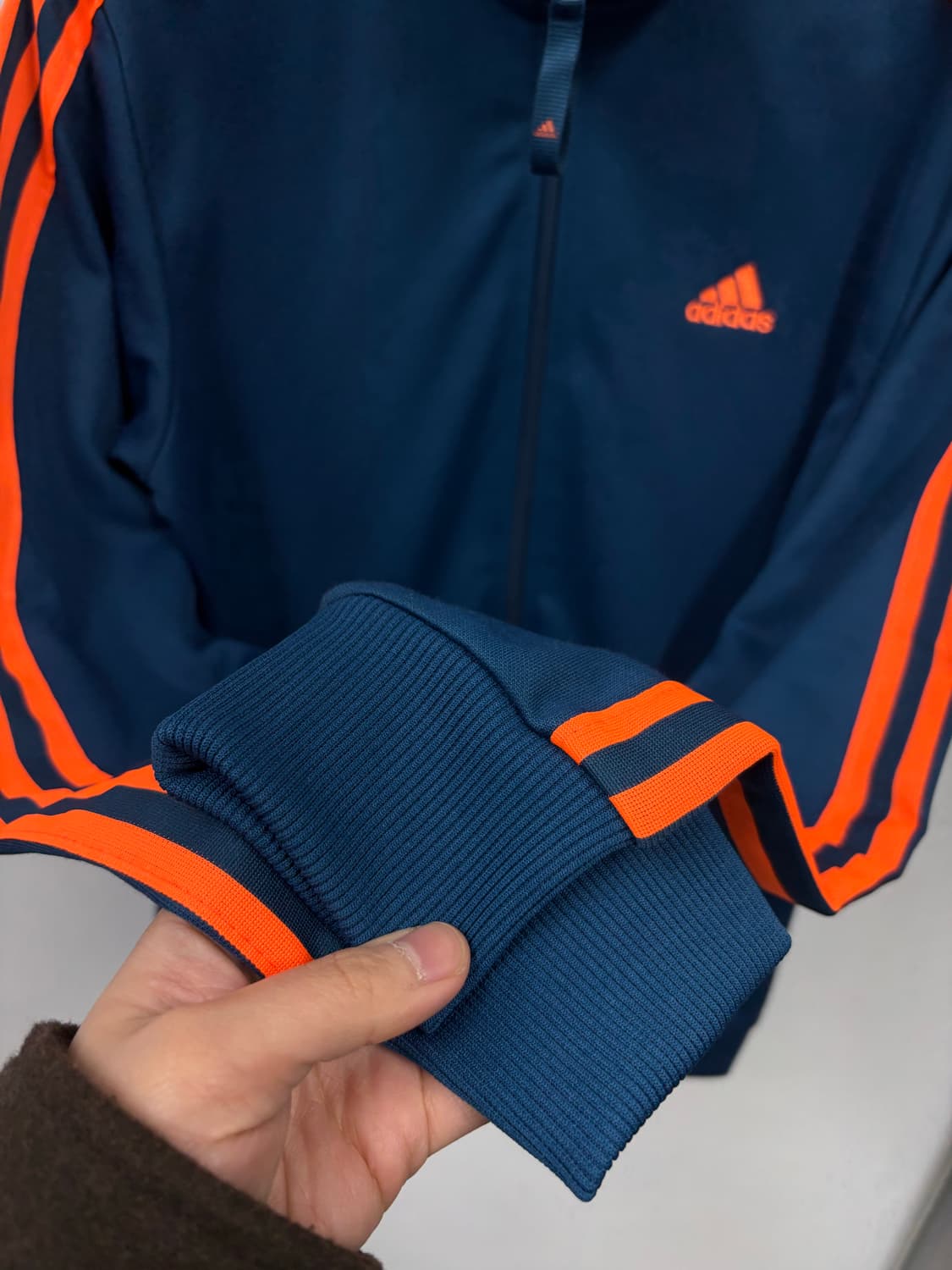 아디다스 트랙탑 상품이미지3