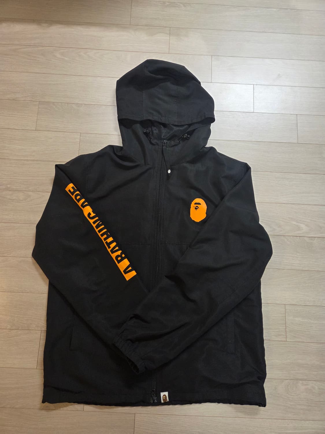 베이프 바람막이 XL 상품이미지1