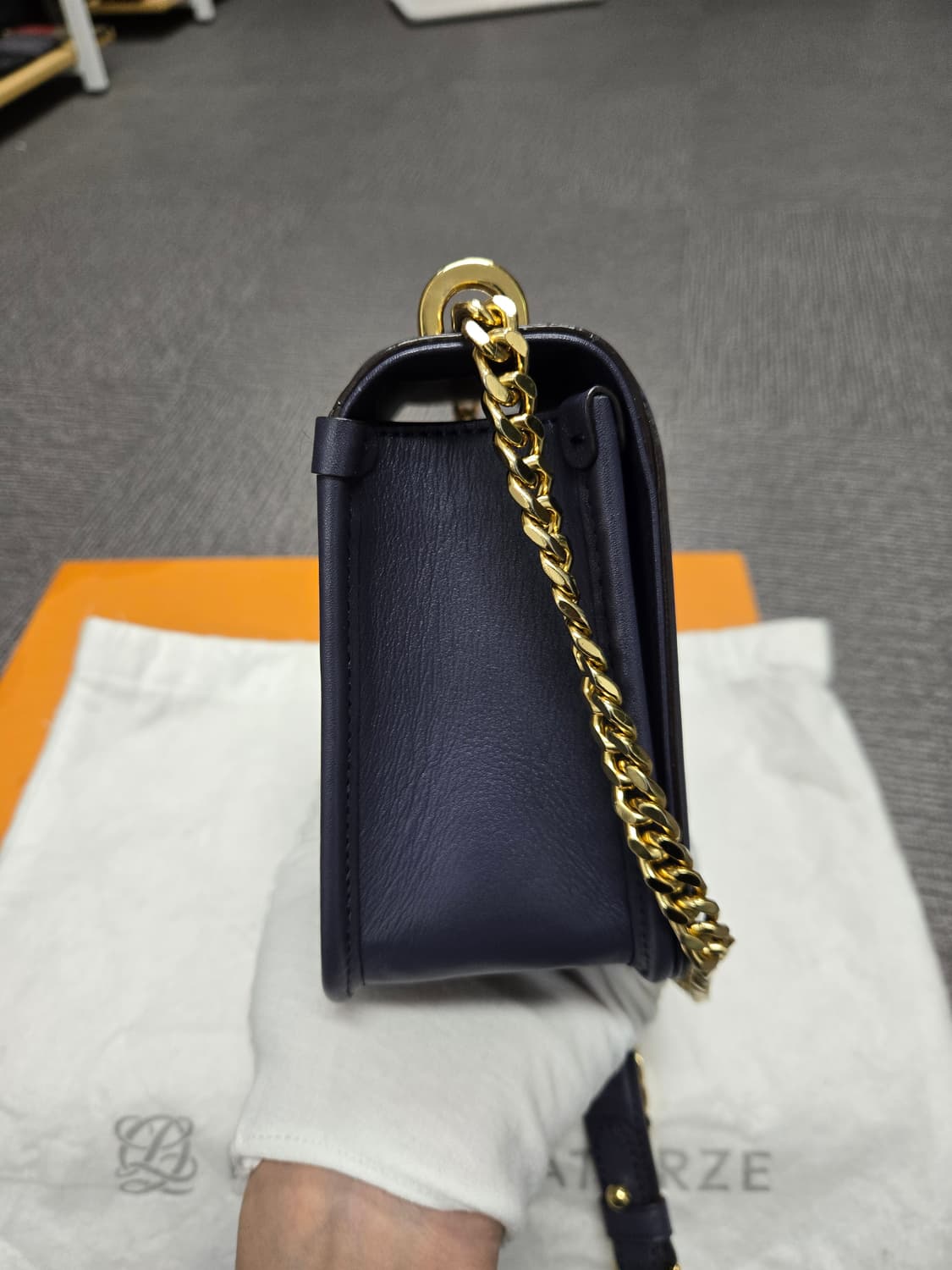 [특가][정품] 루이까또즈 체인백 상품이미지3