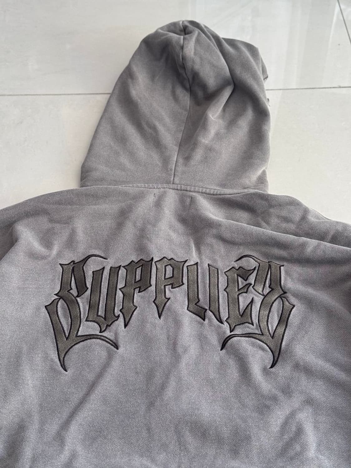 PIERCED ZIP HOODIE 스위칭 피어싱 지퍼 후드 V2 상품이미지3