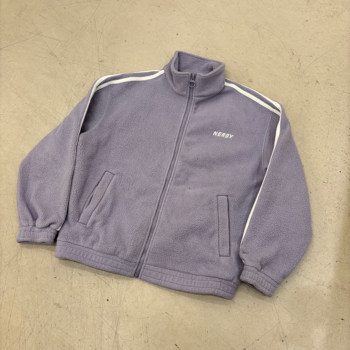 널디 퍼플 플리스 집업 상품이미지1