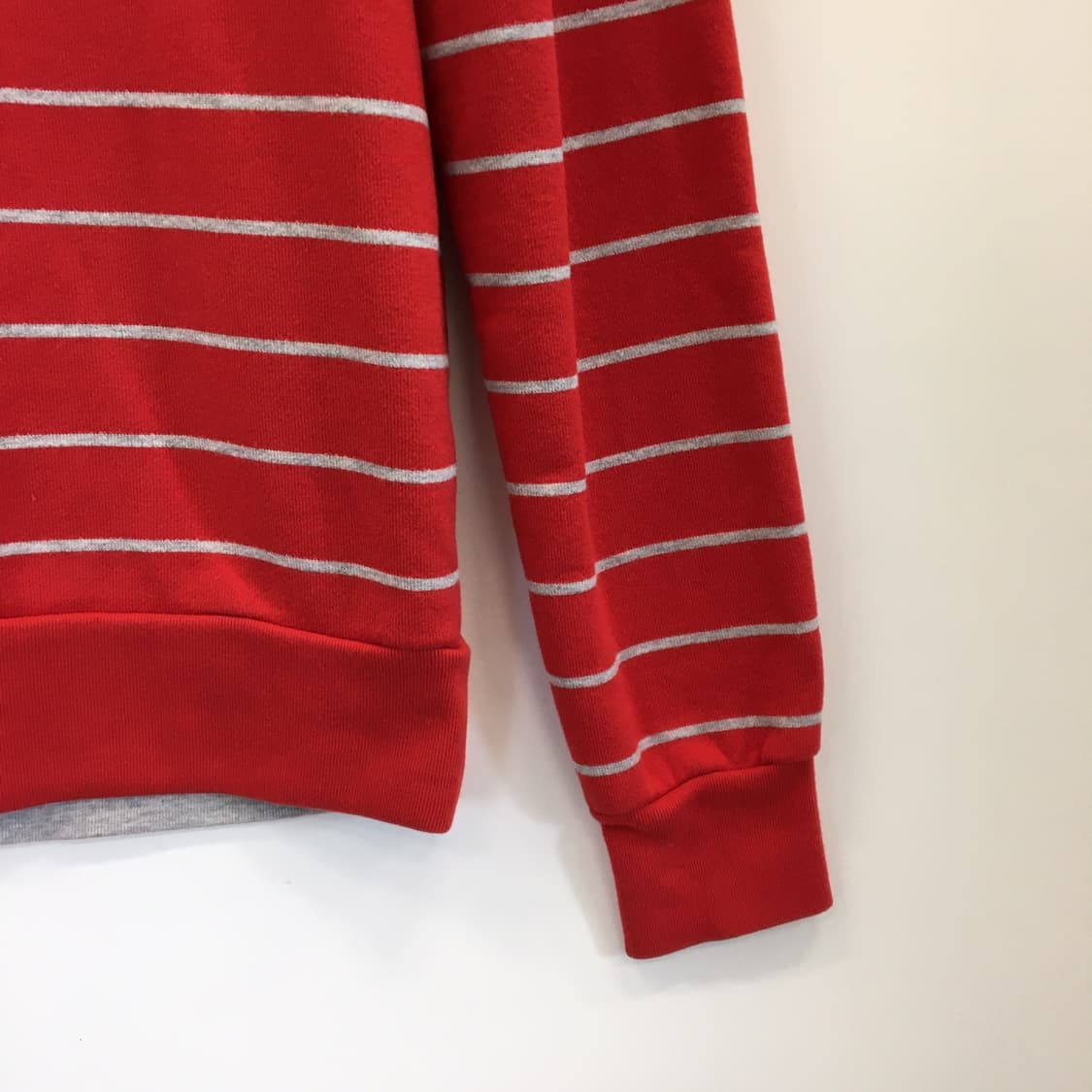 라코스테 패치로고 스트라이프 스웻셔츠 95 블뢰블랑  상품이미지3