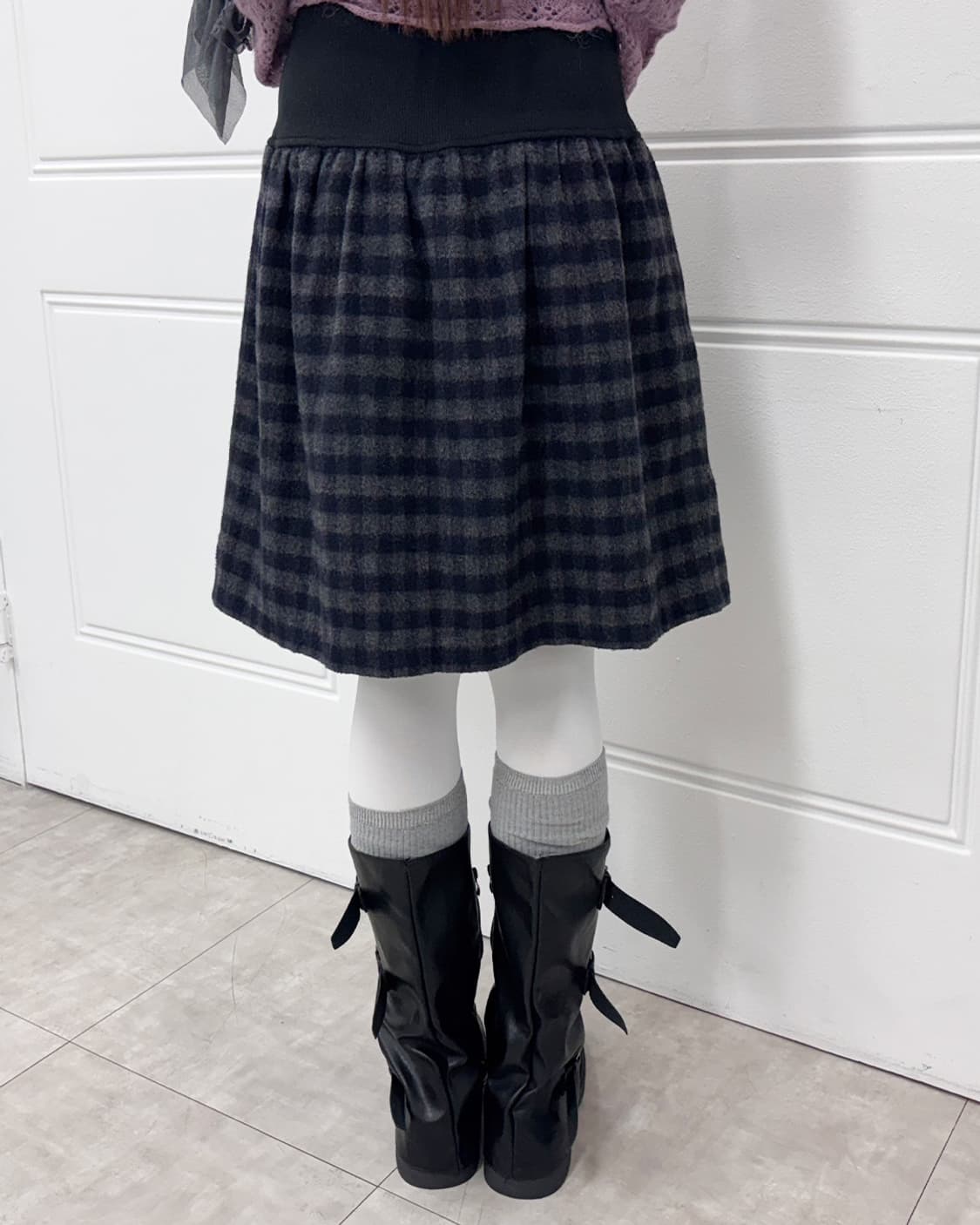 shimo navy check ribbed waist midi skirt 상품이미지3