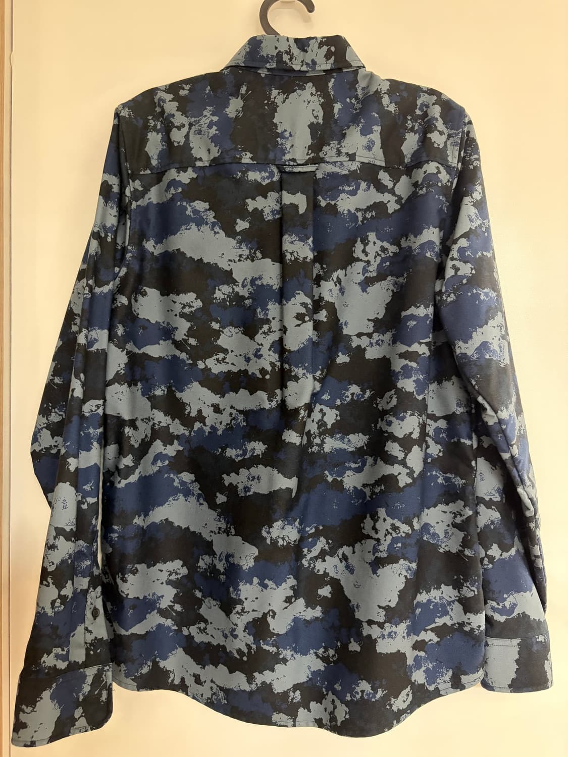 칼하트wip L/S CAMO PAINTED SHIRT 상품이미지1