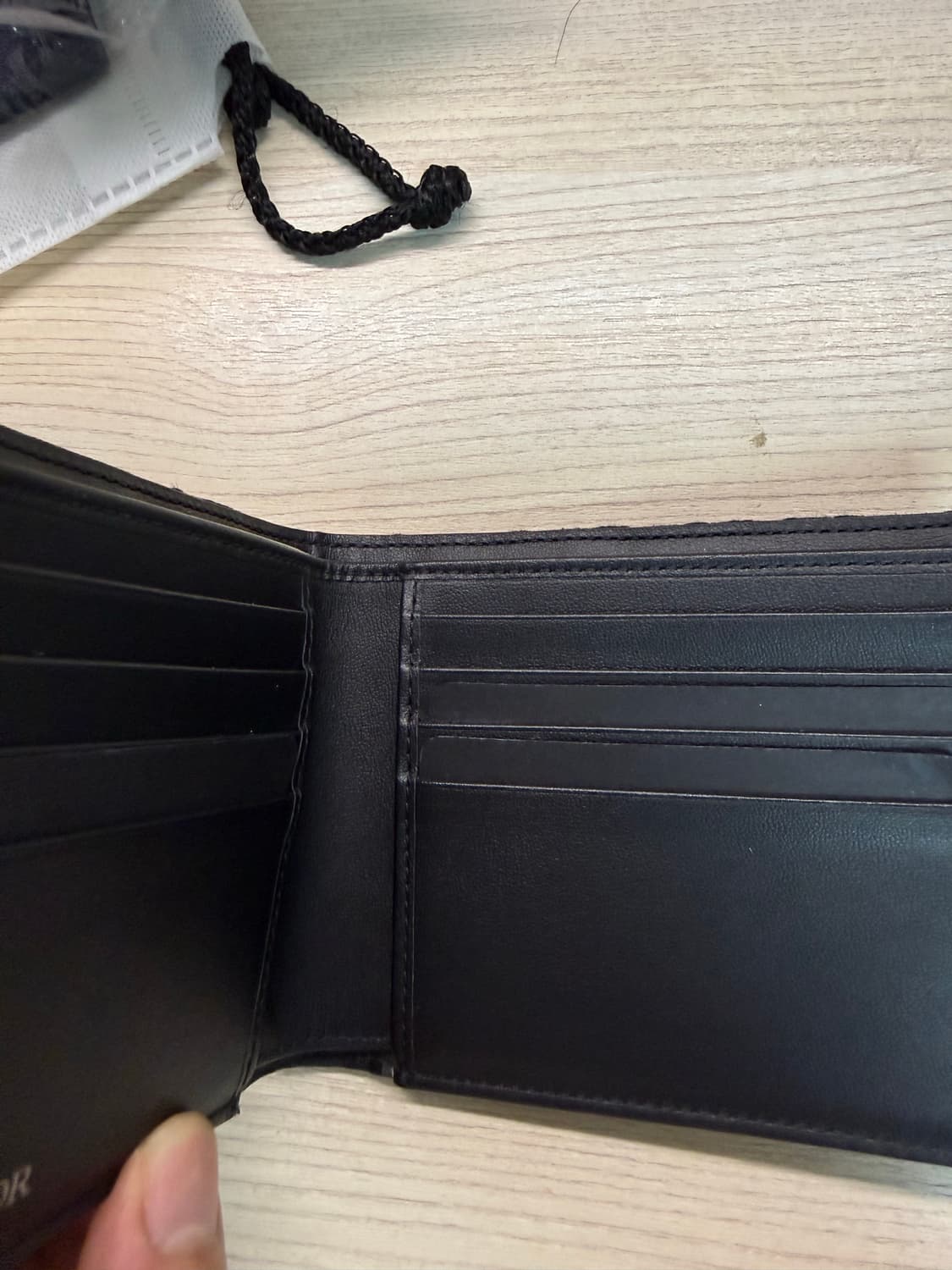 디올 오블리크 반지갑 새상품급  상품이미지5