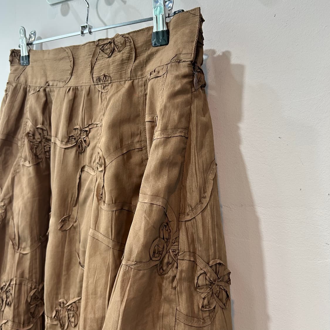 브라운 플로럴자수 롱 스커트 상품이미지4