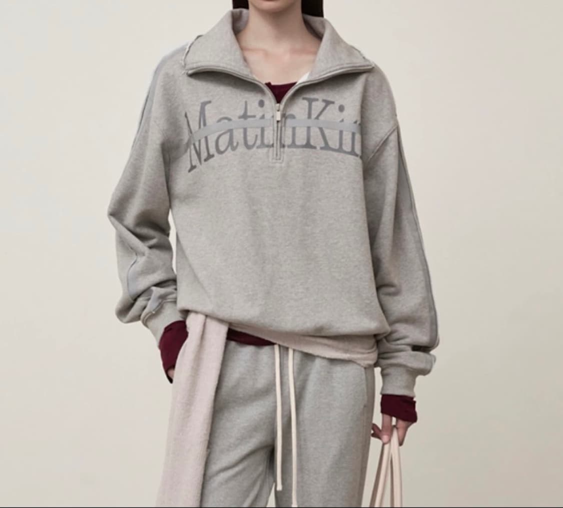 CUT OUT HALF ZIP SWEATSH 상품이미지1