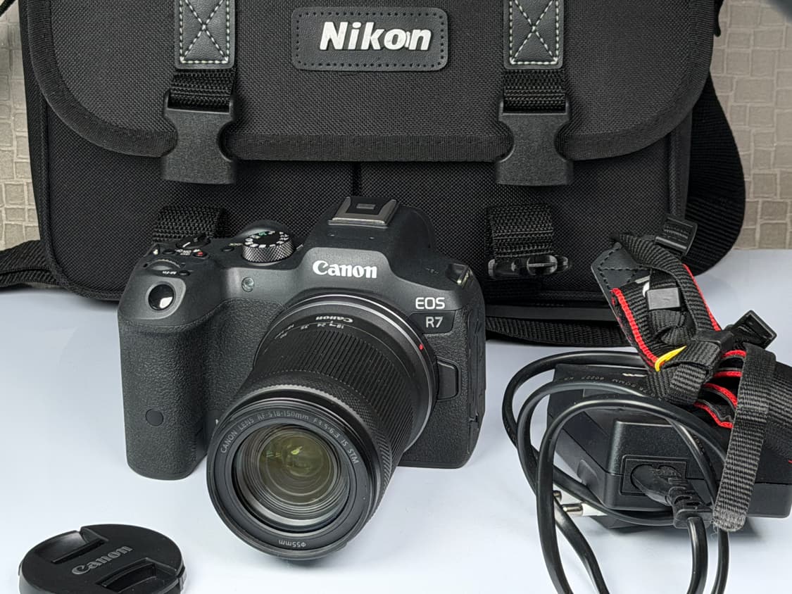 캐논 R7 미러리스 카메라 바디, RFS 18-150mm F3.5-6.3 상품이미지1