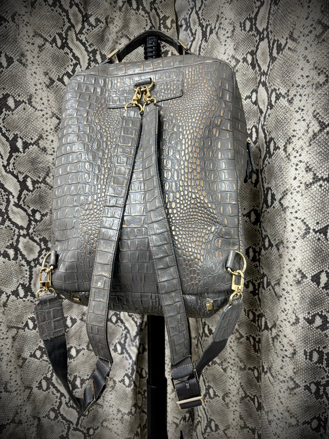 [V-KEI] Metal Crocodile Design BackPack 상품이미지7