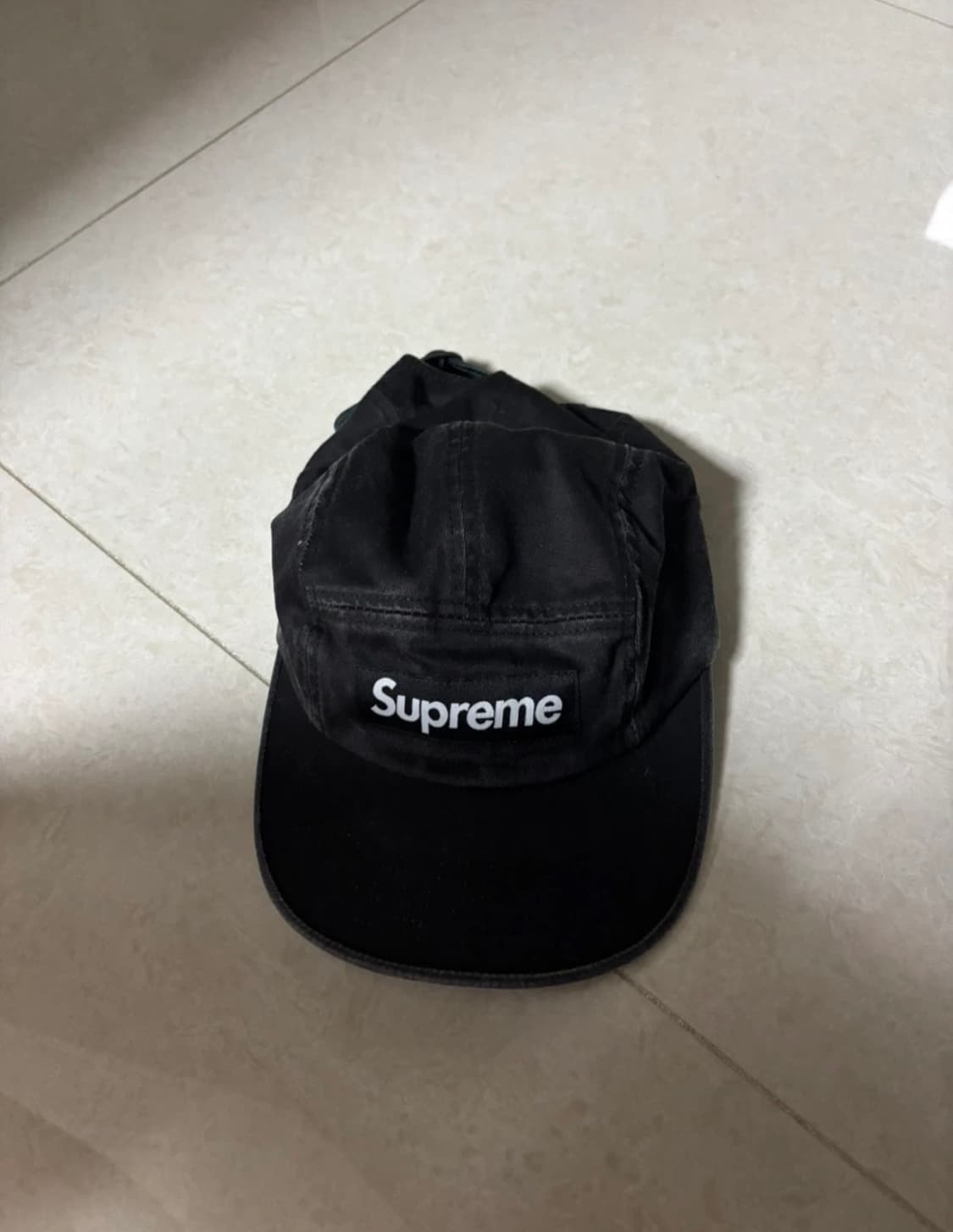 정품 슈프림 블랙 캠프캡 상품이미지1