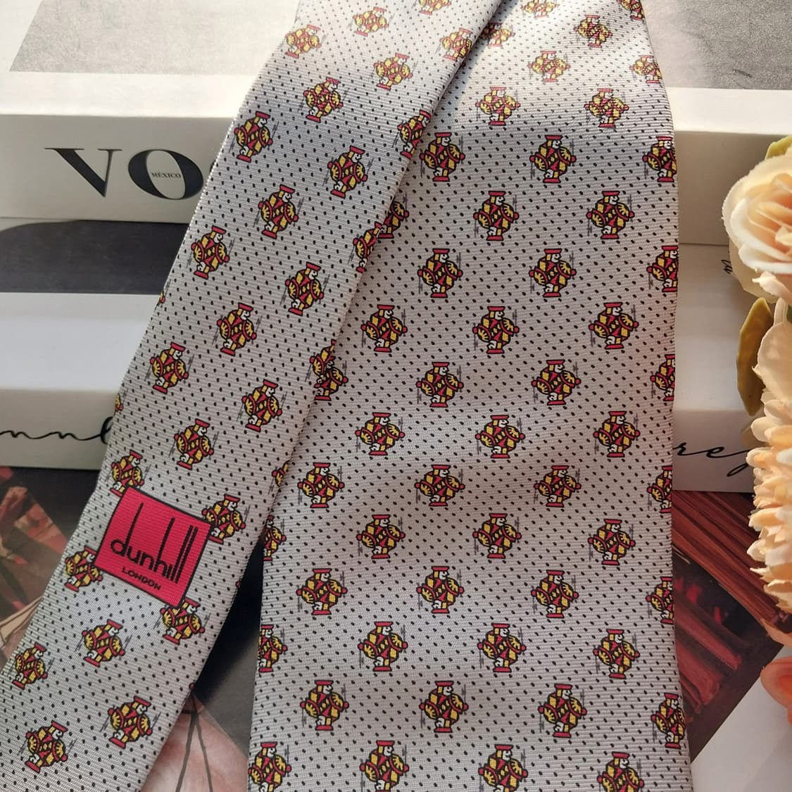 던힐 실크 그레이 넥타이 8.6cm A+등급 K1445
 상품이미지4