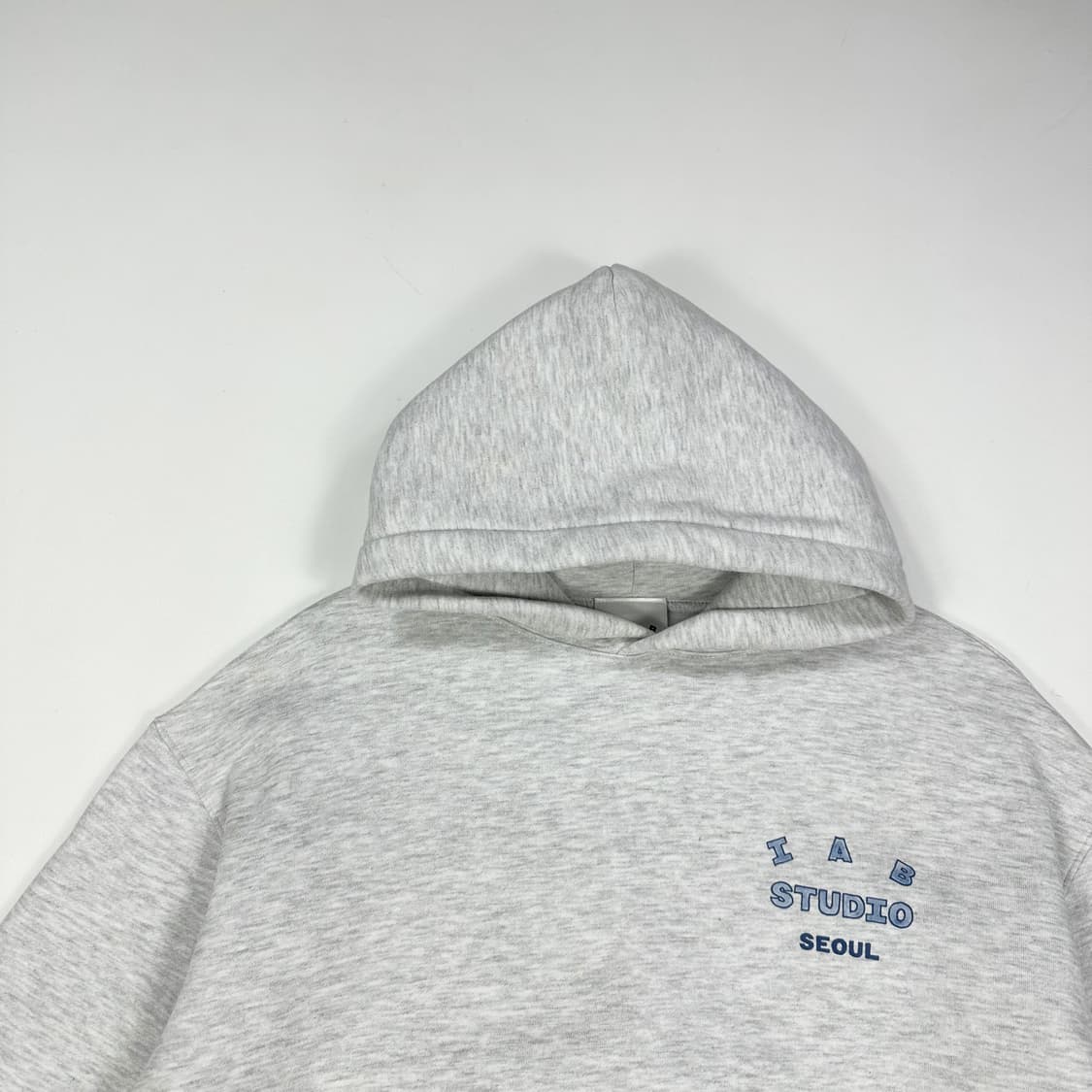 아이앱스튜디오 서울 백로고 베이직 후드티 오트밀 M 상품이미지2