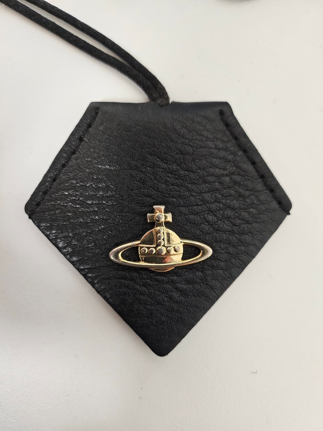 비비안웨스트우드 블랙 가죽 목걸이 키링 상품이미지1