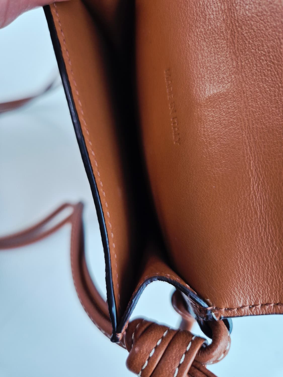 셀린느 트리옹프 폰 파우치백 (영수증 포함 풀구성) S~A+급 상품이미지8