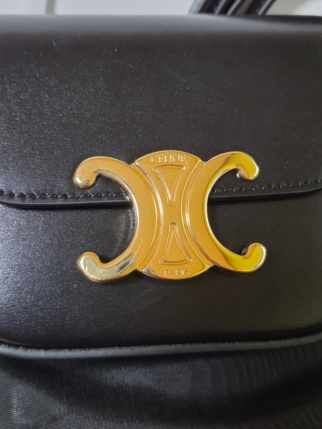 셀린느 미니클로드 샤이니 카프스킨 상품이미지5