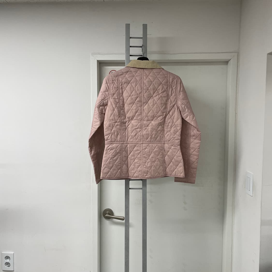 바버 퀄팅 자켓 핑크 새상품 34(W) 상품이미지5