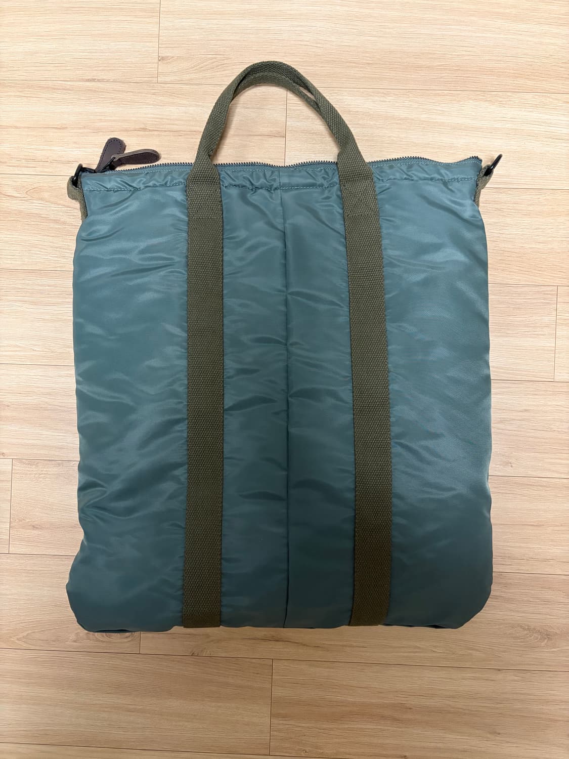 OKONKWO 헬멧백 카키 상품이미지2