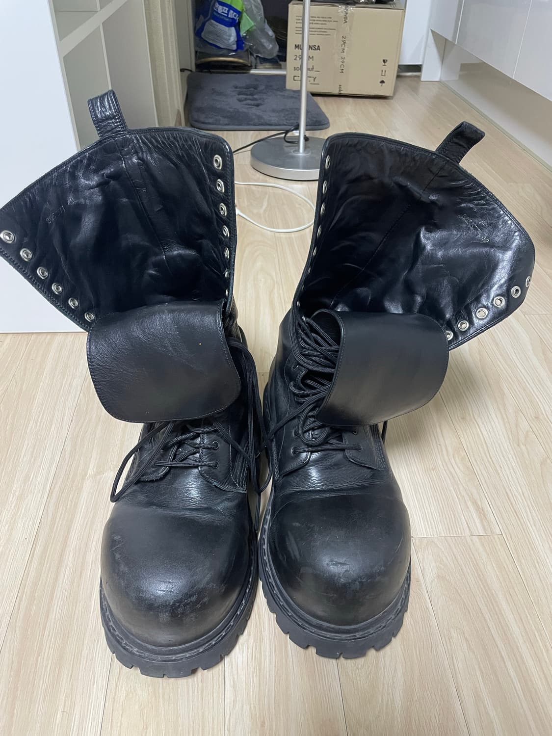 발렌시아가 런웨이 스톰퍼 부츠 42 상품이미지1