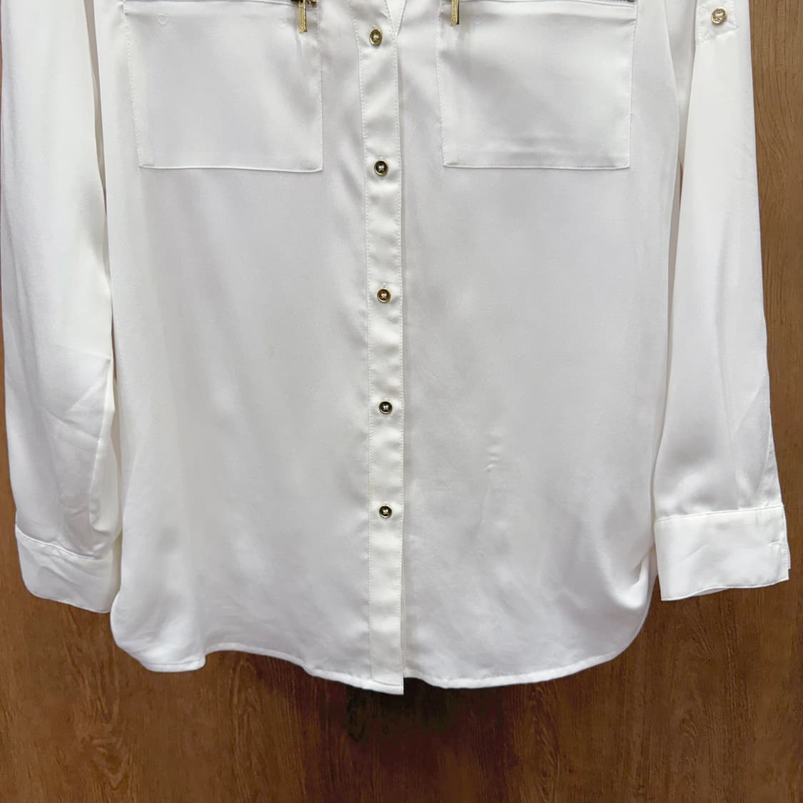 캘빈클라인 긴팔 셔츠 블라우스 골그 지퍼 포켓 디테일 아이보리 상품이미지5