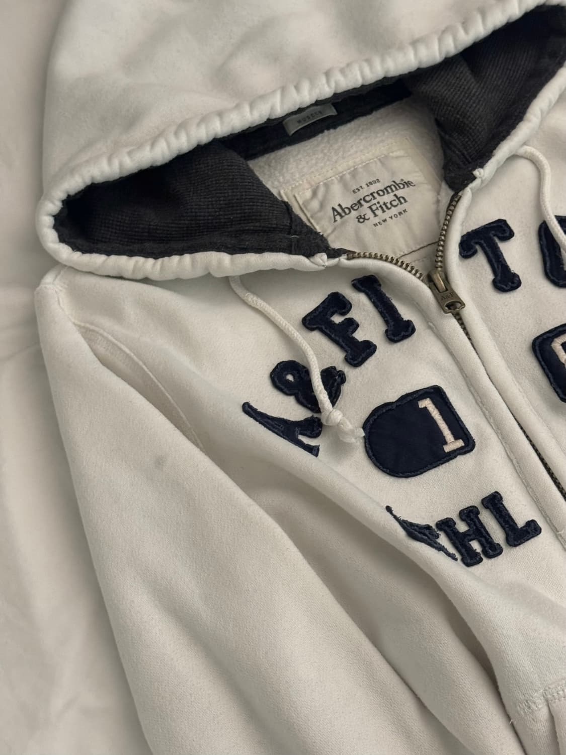 아베크롬비 화이트 후드집업 M 상품이미지2