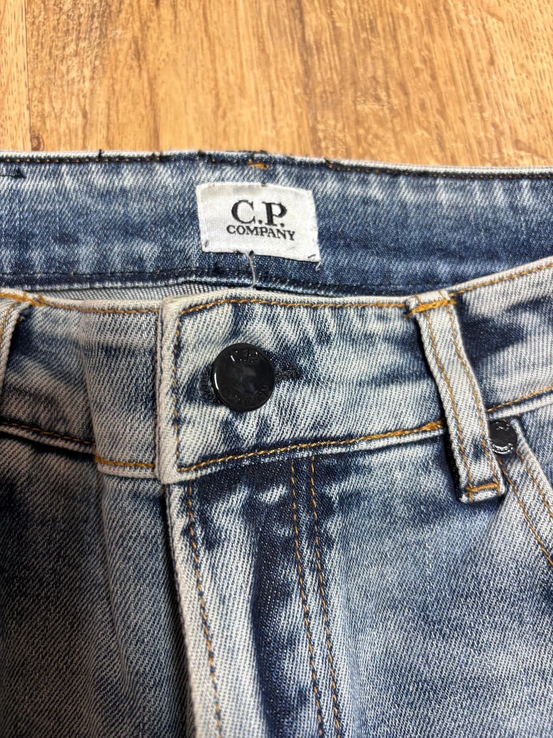 CP 컴퍼니 청바지 상품이미지3