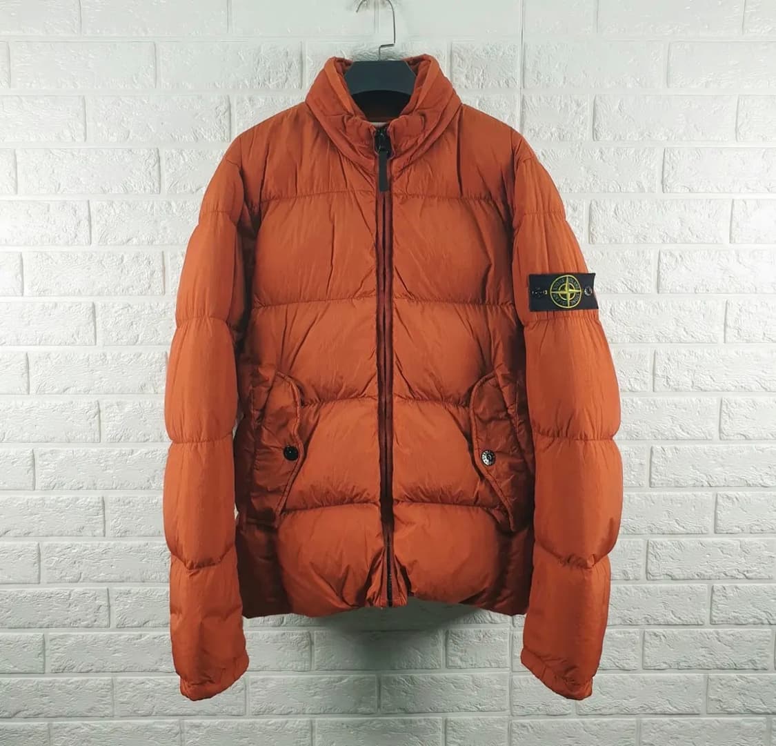 스톤아일랜드 크링클랩스 다운 자켓팝니다 상품이미지1