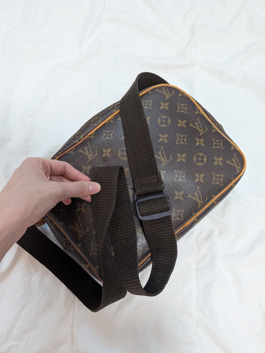 모노그램 숄더 백 상품이미지6