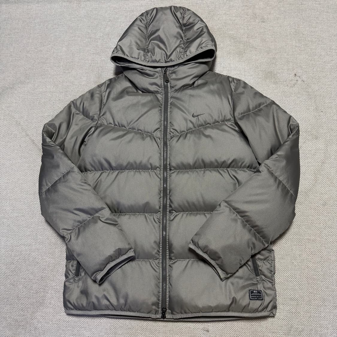 나이키 클래식 풀오버 패딩 자켓 상품이미지1