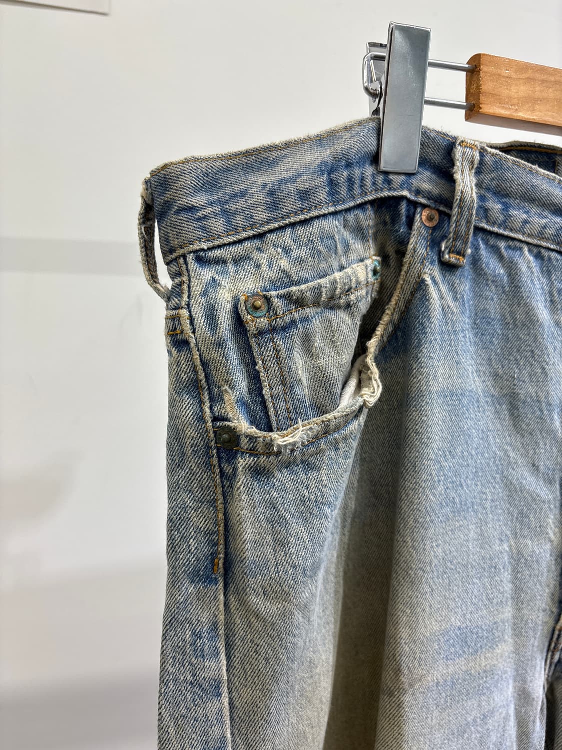 90’s LEVIS (Made in USA) 데님팬츠 상품이미지3