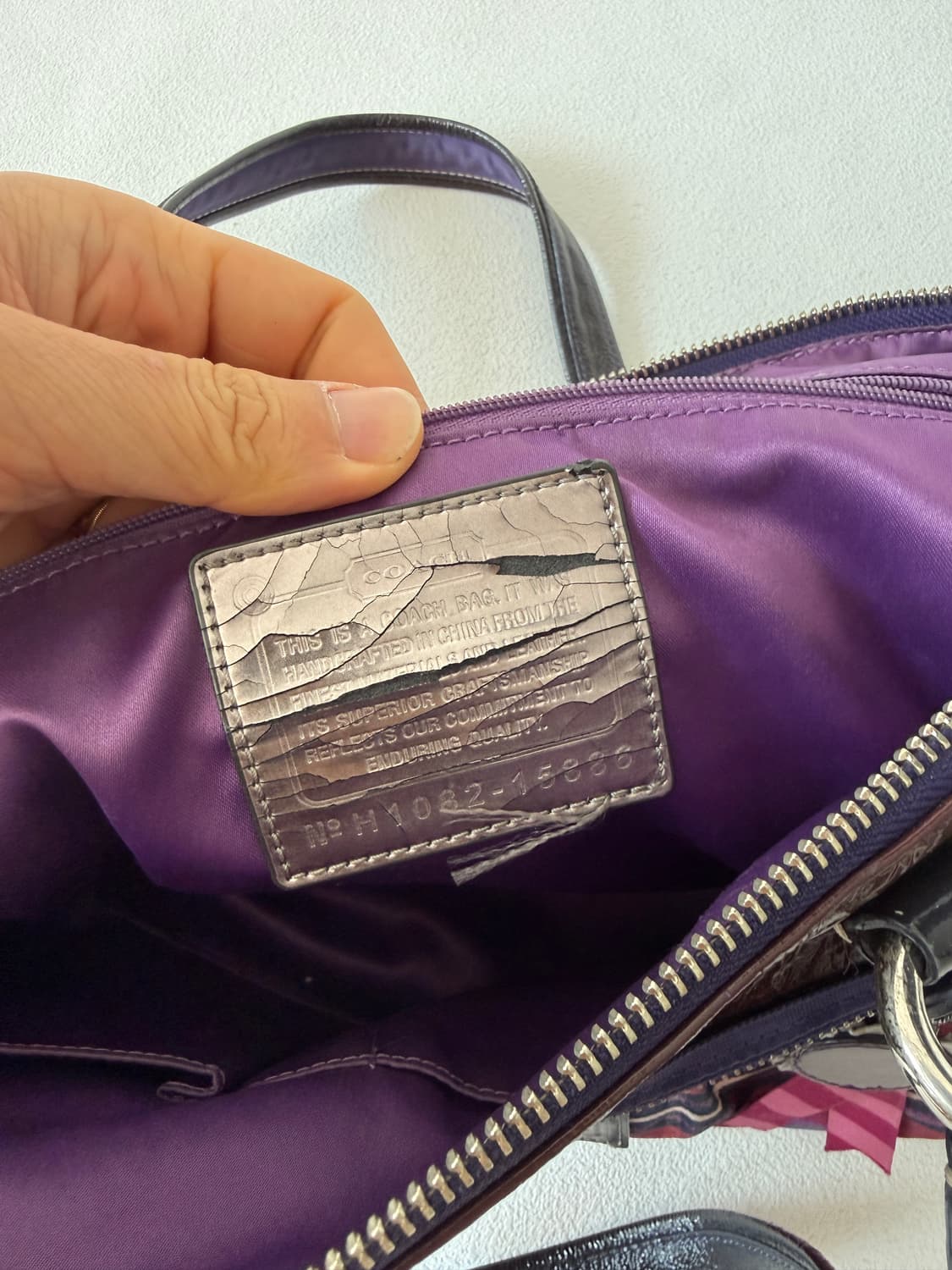 코치(Coach) 체크 토트백(내부 로고 갈라짐) 상품이미지8