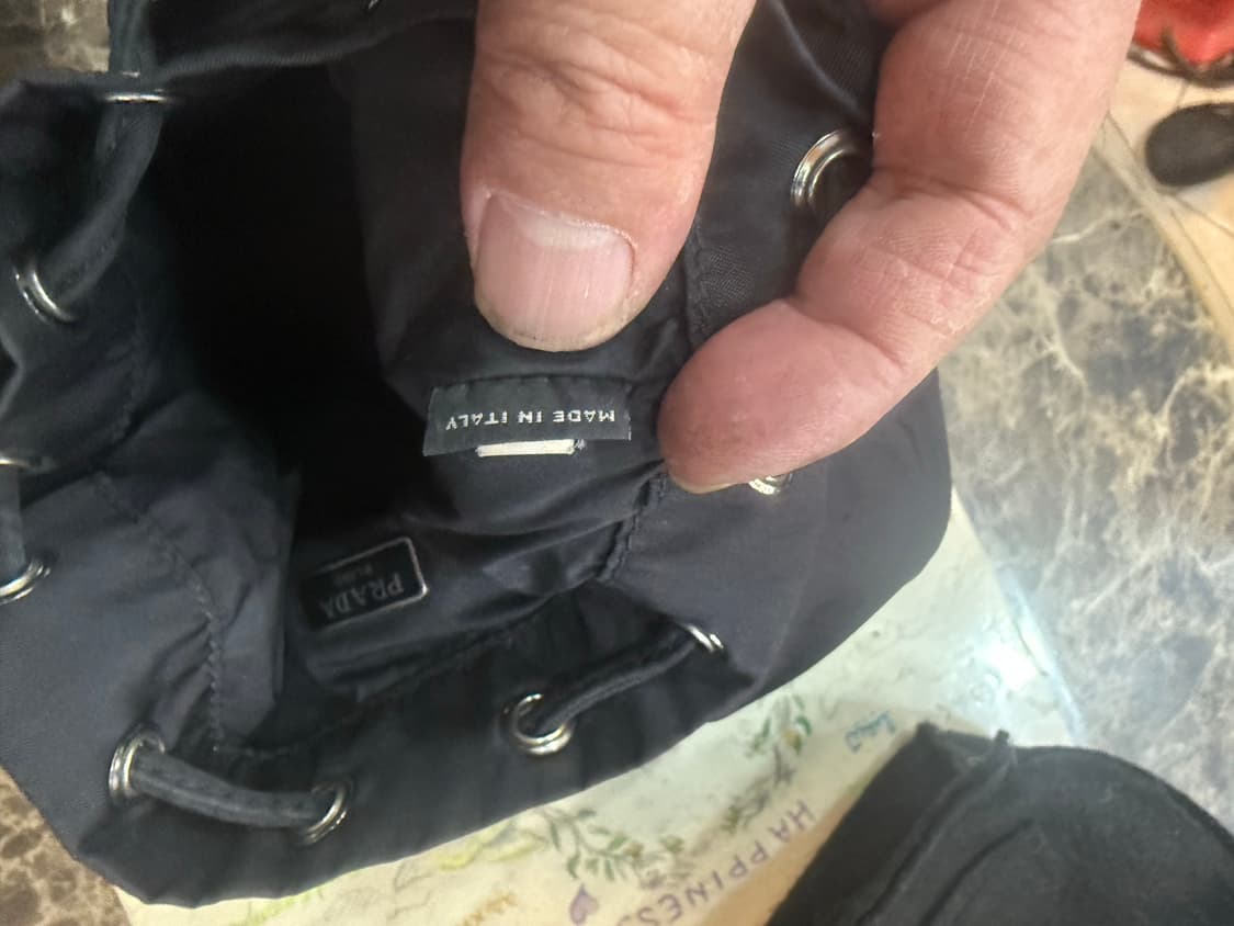 정품 프라다 나일론 파우치 버킷백 팝니다 상품이미지8