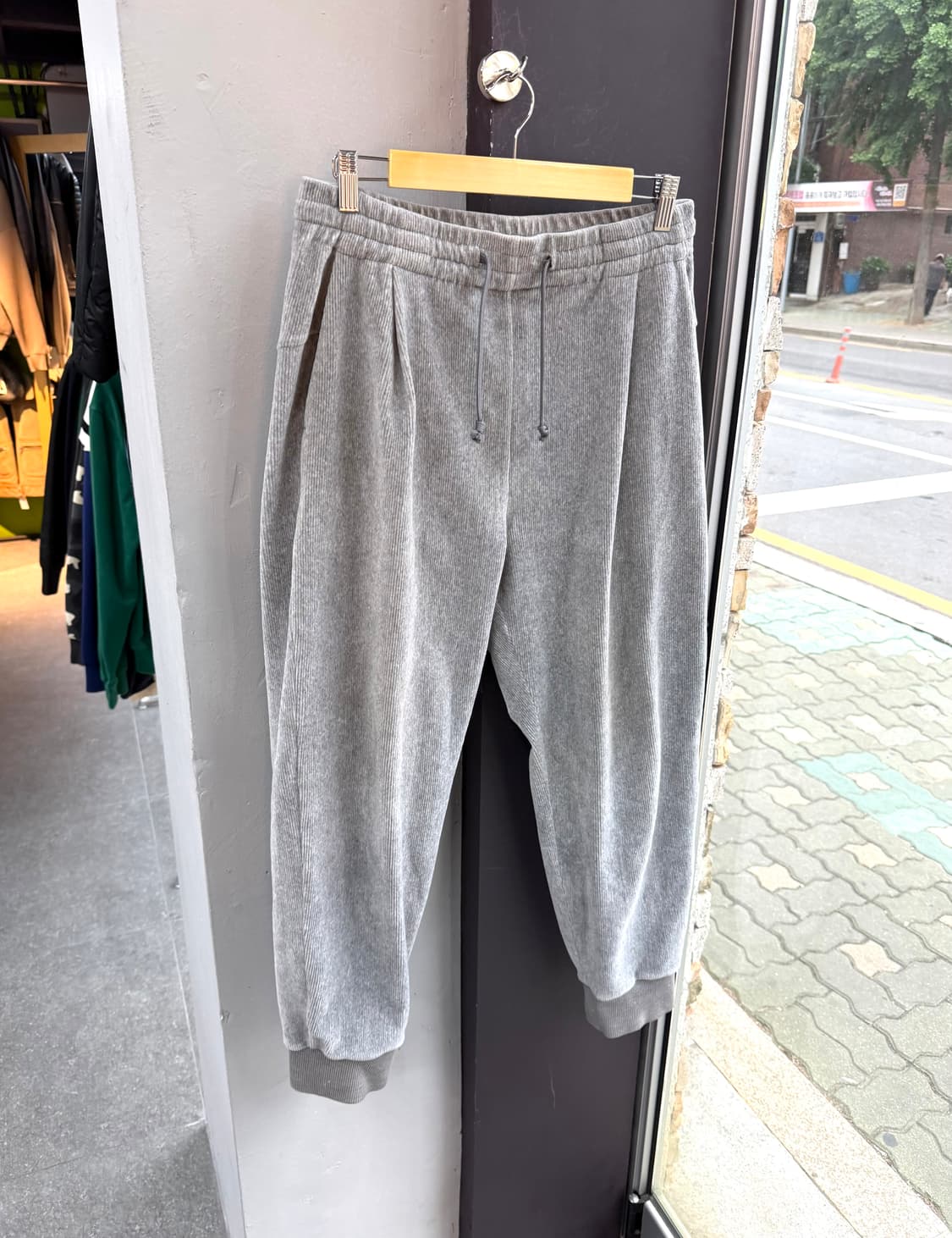 82/ 시스템옴므 22FW 투턱 스웻 조거팬츠 상품이미지2