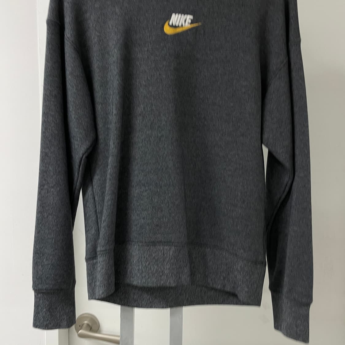 나이키 맨투맨 S 상품이미지3