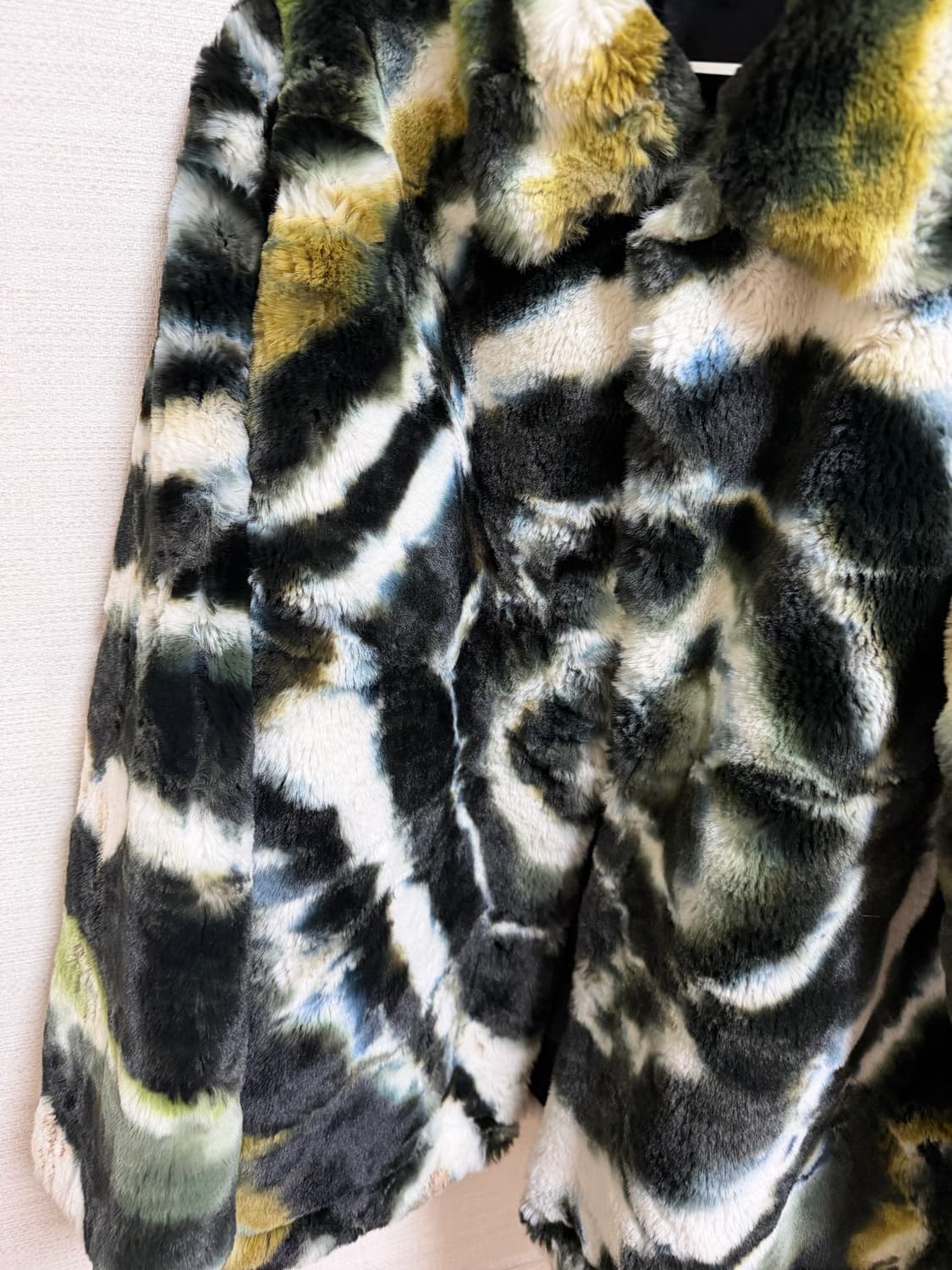 사스콰치패브릭스 퍼 자켓 상품이미지3