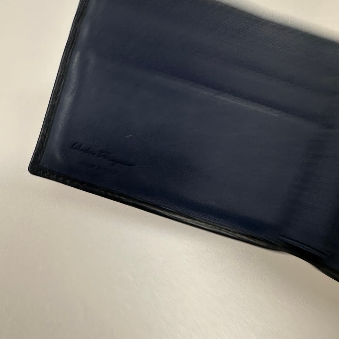 살바토레 페라가모 반지갑 남성지갑 블랙/네이비 상품이미지5