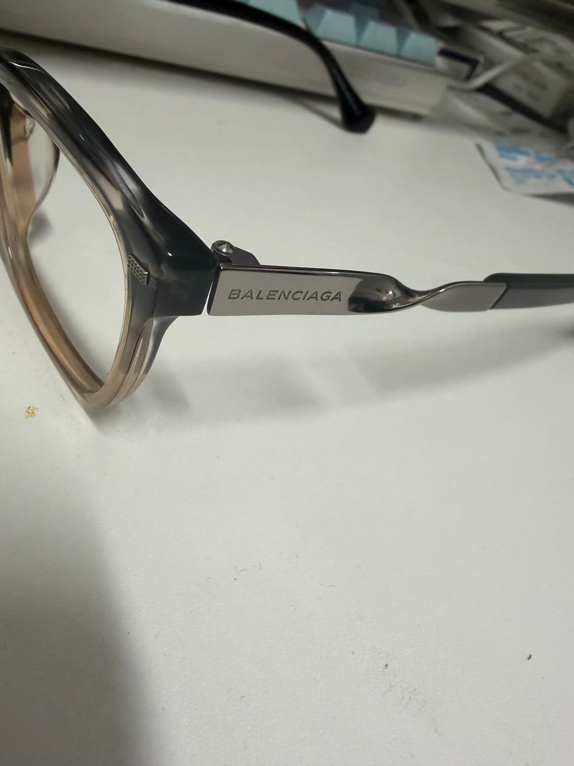 발렌시아가 안경 상품이미지2