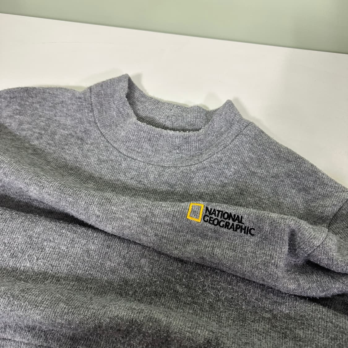 XL 내셔널지오그래픽 그레이 크루넥니트 상품이미지3